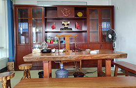 GA黄金甲钢材有限公司舒服办公室